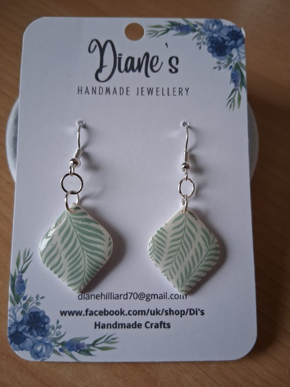 Leaf Pattern Earrings 