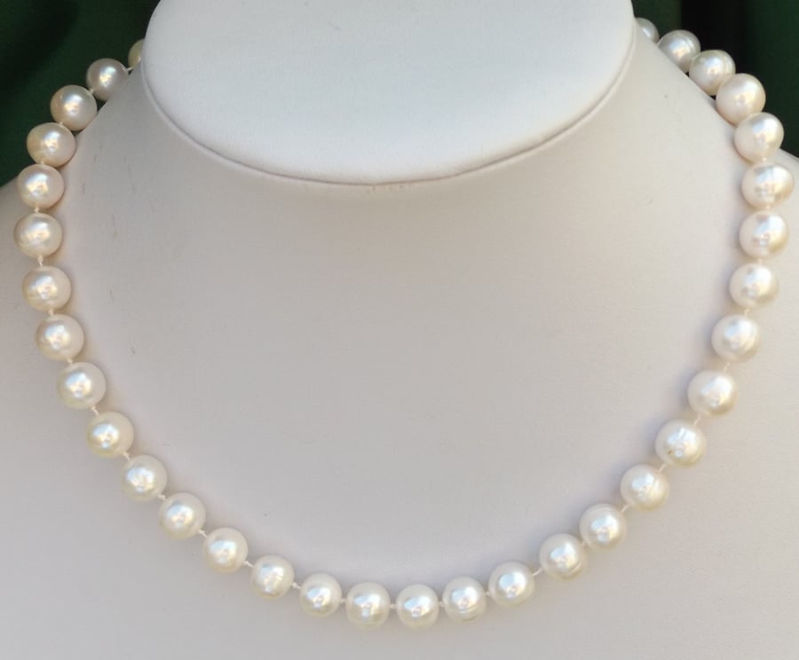 White cultured pearl 18" sterling silver necklace 