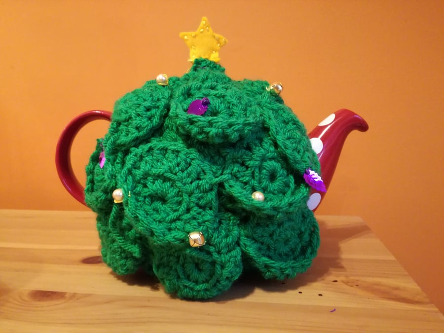 Large Christmas Tree Tea Cosy