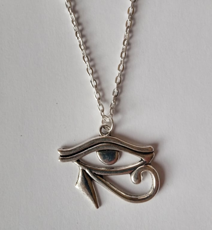 Silver Plate Eye of Horus Wedjat Egyptian Necklace