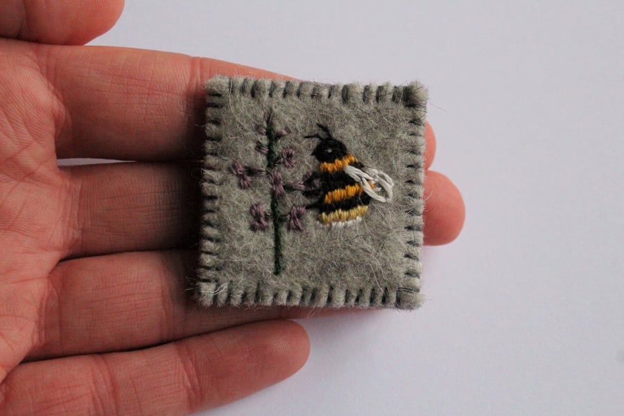 Bee and Blossom Embroidered Wildflower Felt Brooch