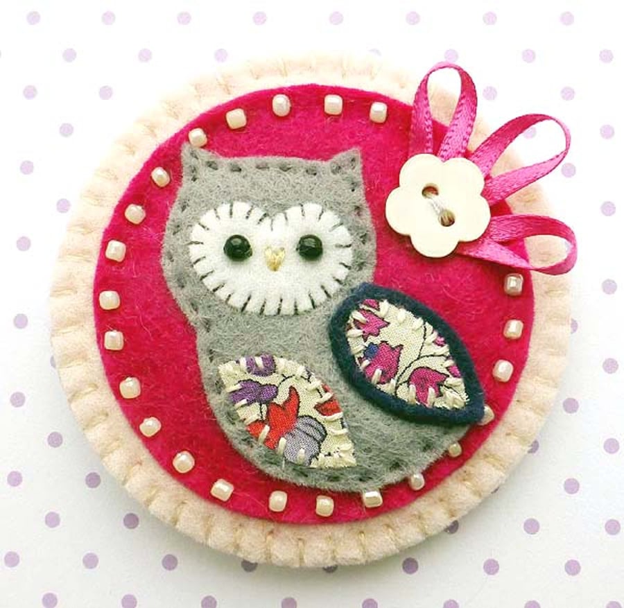 Summer Owl Brooch