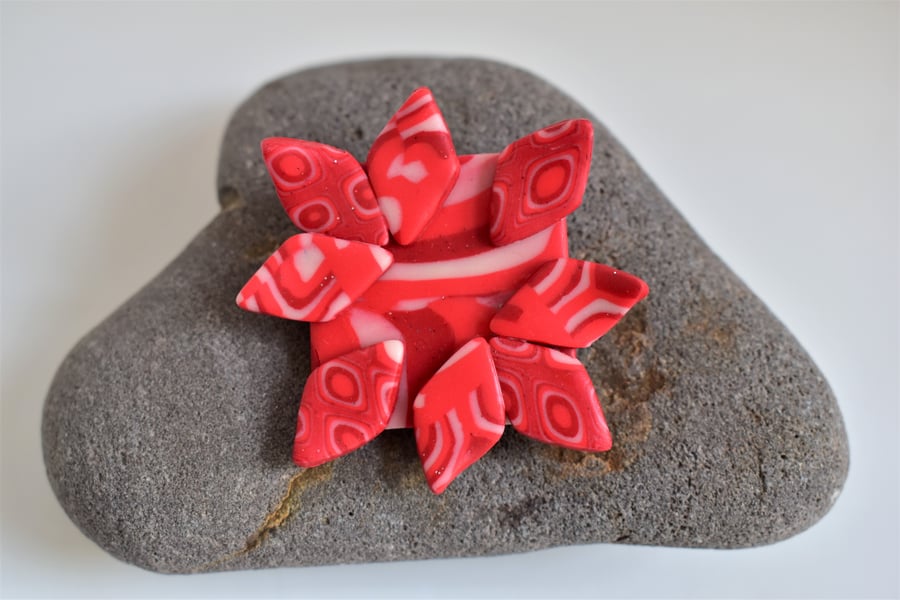 Handmade Stylized Star Brooch in Glitter Red & Pale Pink Polymer Clay