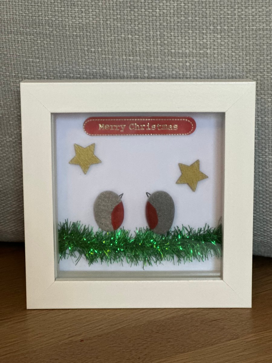 Christmas robin pebble art