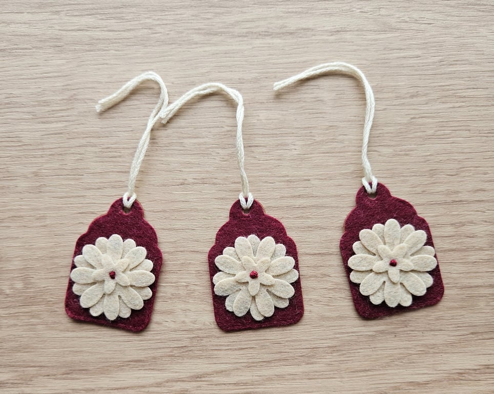 Felt Flower Gift Tags 