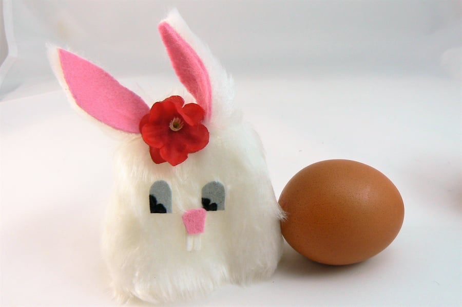 Egg cosy ( rabbit)