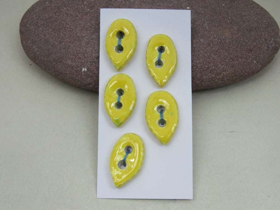 5 Small Leaf Shaped Lemon Yellow Ceramic Buttons