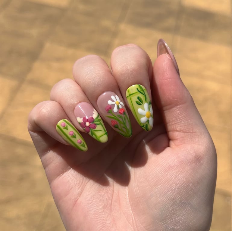 Floral Press on Nails