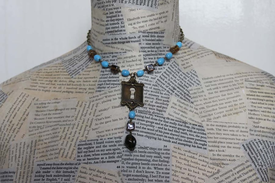 Turquoise Bead Vintage Steampunk Keyhole Key Charm Gold Necklace