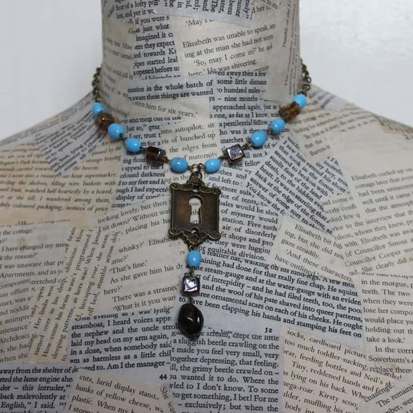 Turquoise Bead Vintage Steampunk Keyhole Key Charm Gold Necklace