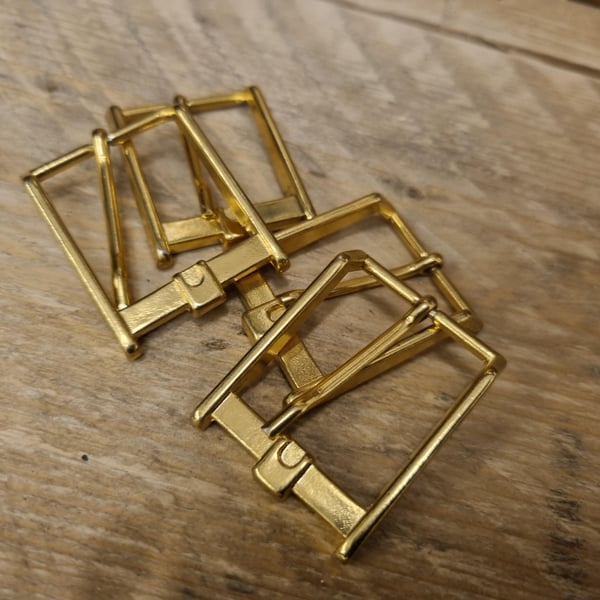 4X 30mm Gold Toned Belt Buckle