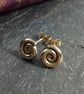 Gold ammonite stud earrings. - Image 1