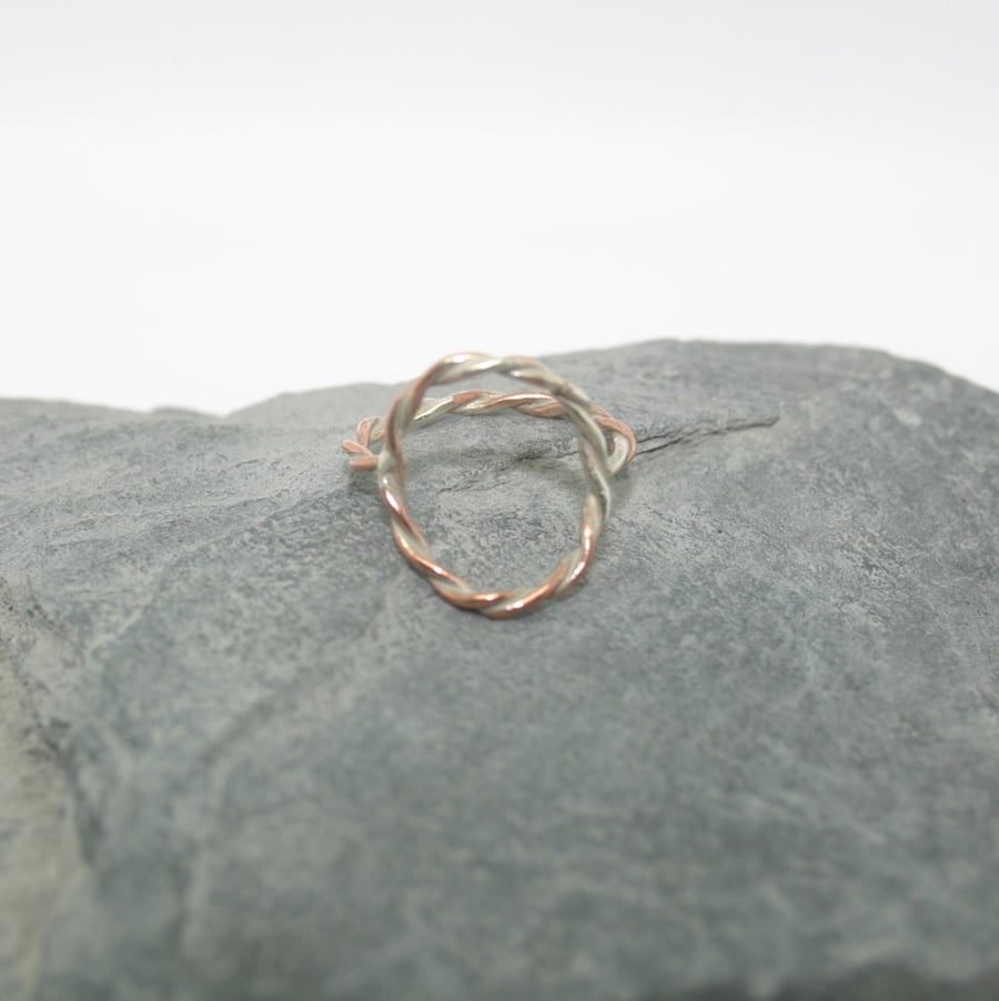 Copper twist ring