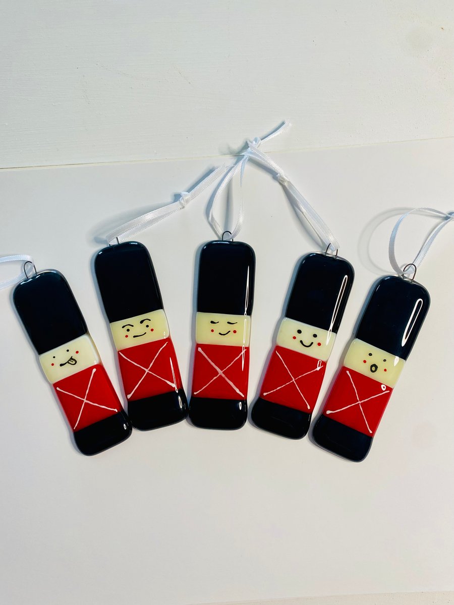 5 Fused glass soldiers Christmas tree decoration ornament 