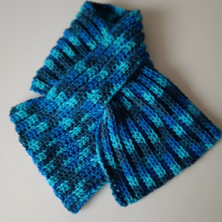 Crochet Neckwarmer (The Blues) - stay cosy anytime, anywhere!