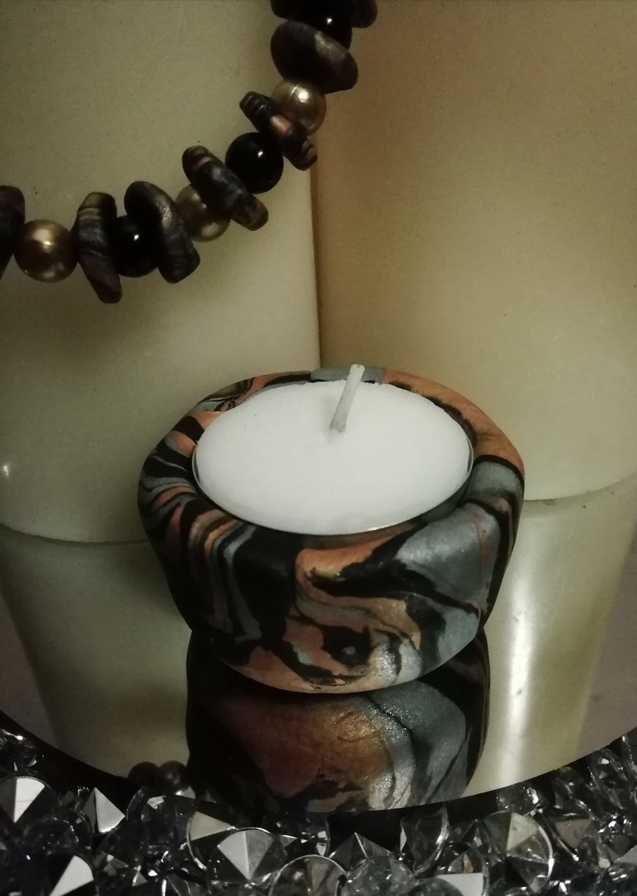 Gothic style Tealight candle holder 