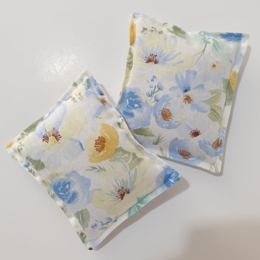 Pack of 2 Light Blue and yellow floral rectangular shaped English Lavender Bags