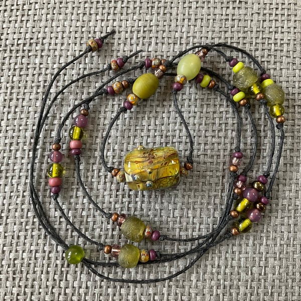 “Olive” adjustable pendant necklace