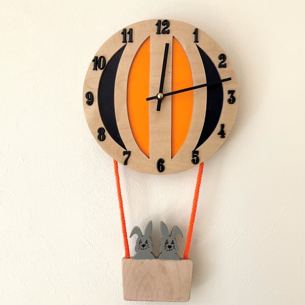 Wooden Balloon Clock