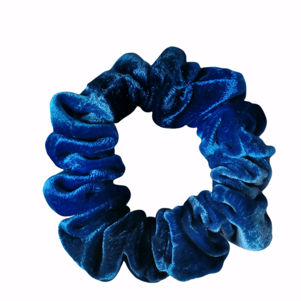 Blue ombre velvet hair elastic (scrunchie).