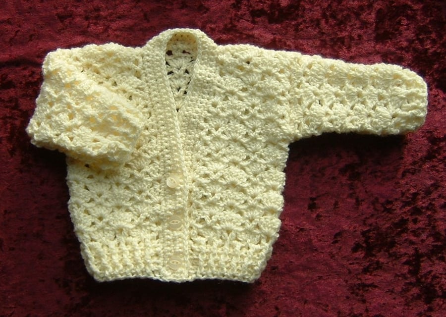Lemon lacy crochet baby cardigan (ref F313)