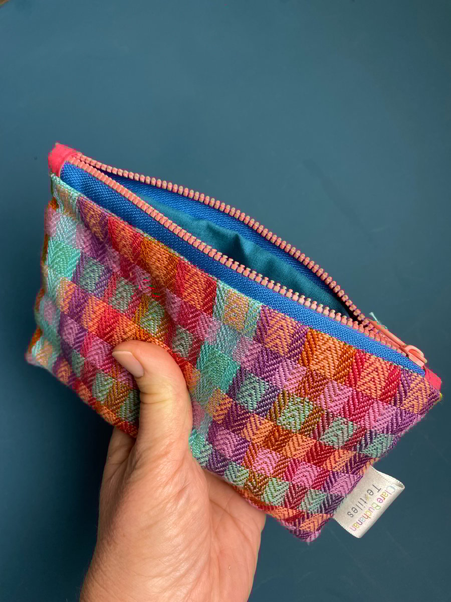 Handwoven Pouch Design 7