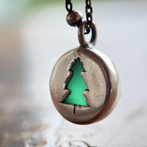 Sterling Silver Green Onyx Tree Necklace