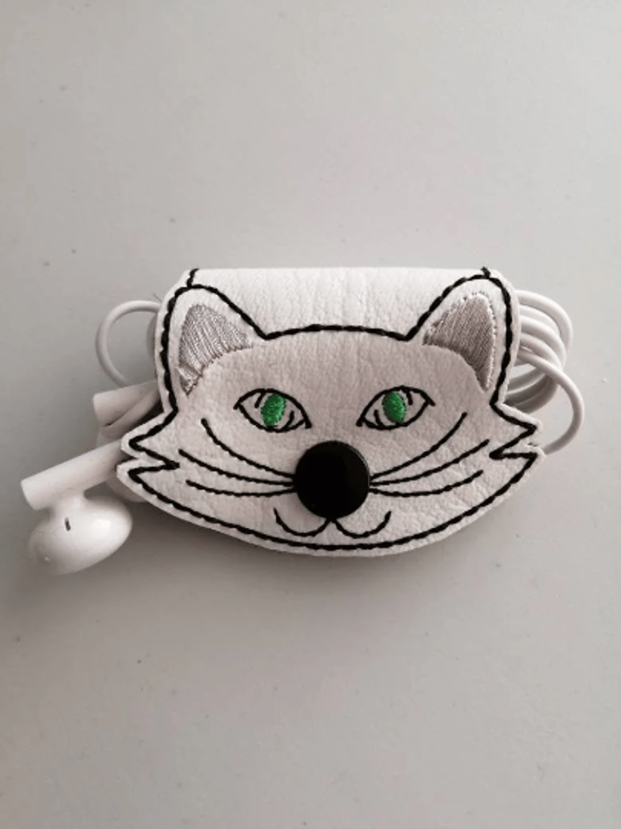 809. Cat cord wrap. Folksy