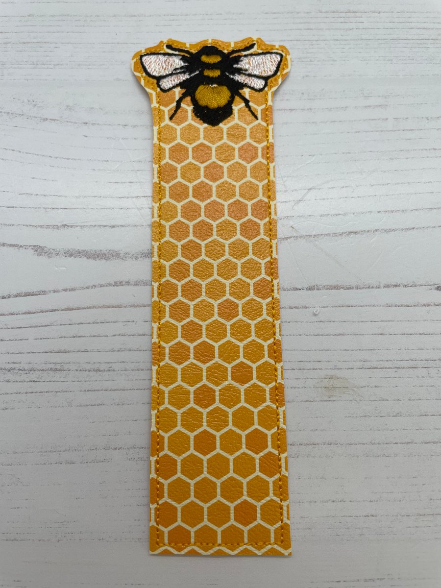 Honeycomb and Bee Vinyl Bookmark Bees PB3