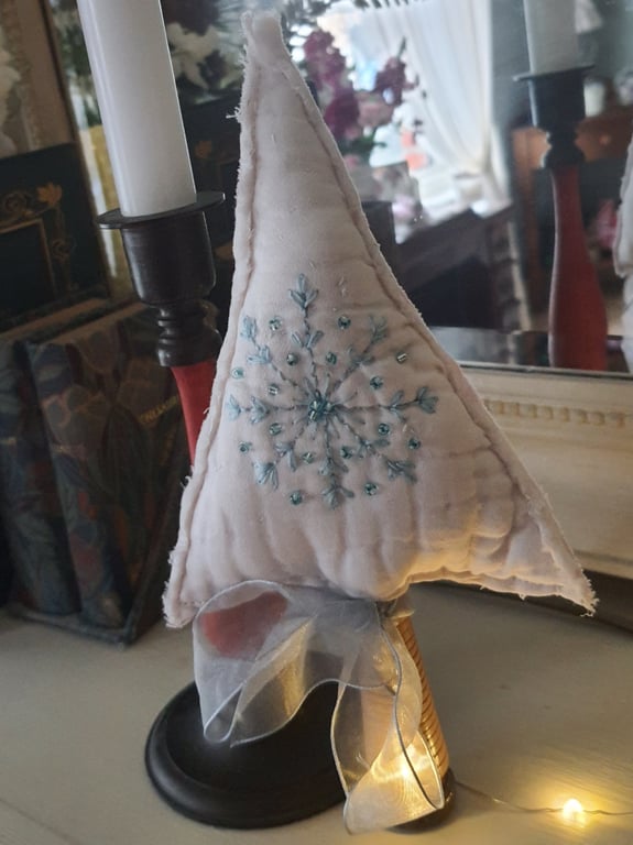 Vintage quilt bobbin tree