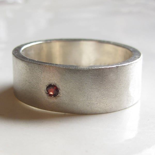 Solitaire garnet silver band, mate silver ring, wedding ring for men