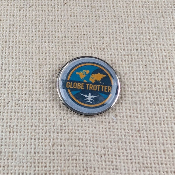 Globe Trotter - Travel Lover Themed Badge - Large Resin Topped Pin Badge 