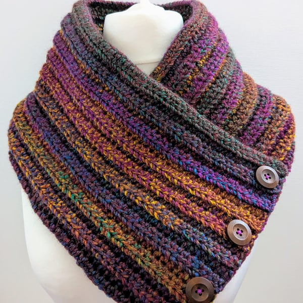 Crochet cowl