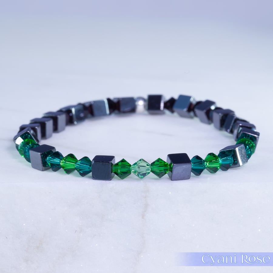 Swarovski and Hematite stretch beaded bracelet green black