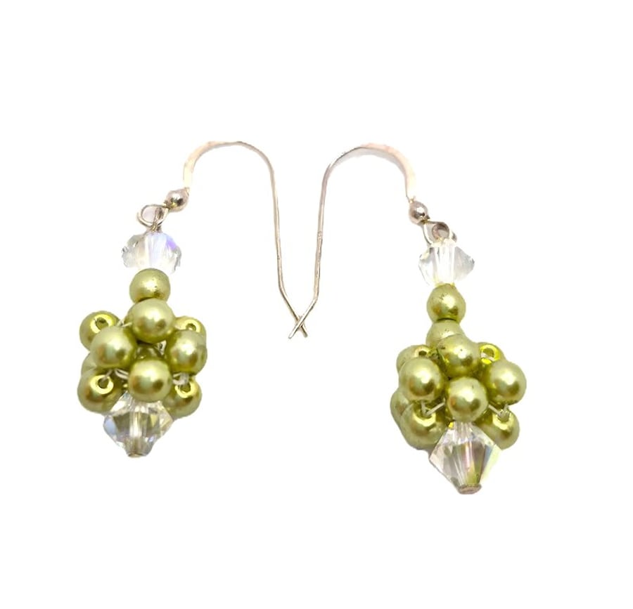 "Bunch of grapes" drop earrings with Swarovski pearls and crystals
