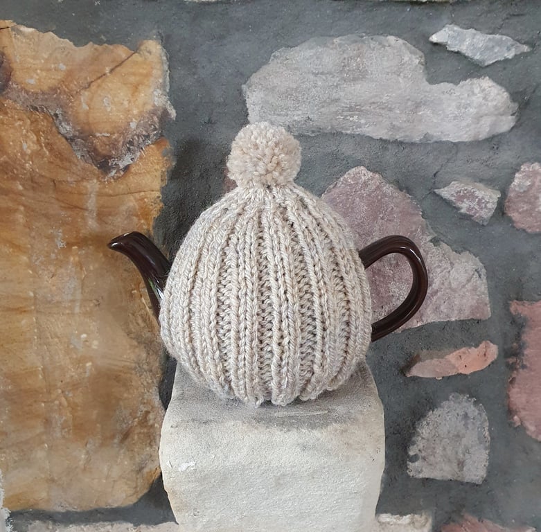 Small Tea Cosy for 2 Cup Tea Pot 450mls