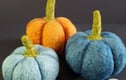 SEASONAL ORNAMENTS & DECORATIONS