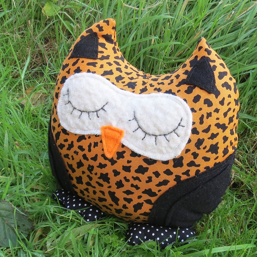 SALE!!!  A snoozy owl doorstop.  Animal print.  Owl bookend.