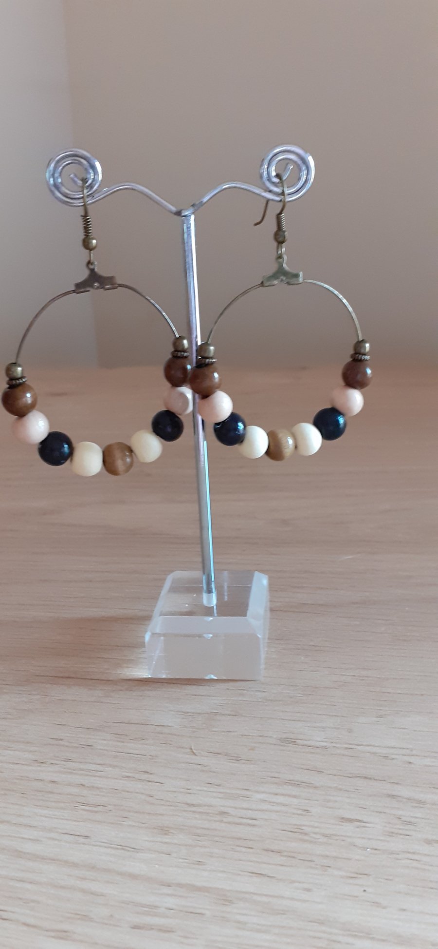BOOHOO STYLE HOOP EARRINGS - ANTIQUE BRONZE AND WOODEN BEADS.