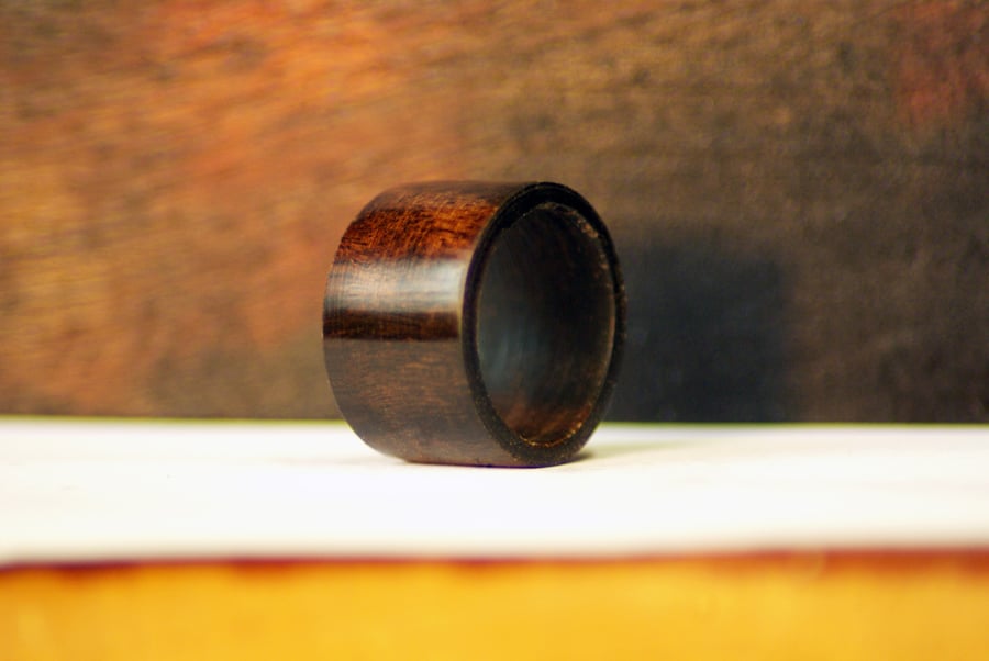 Solid exotic wood ring: Ebony