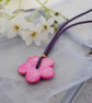 Sale-Pink daisy necklace - Image 1