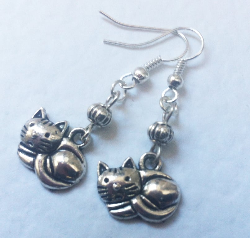 Silver Plate Sitting Cat Animal Lover Earrings