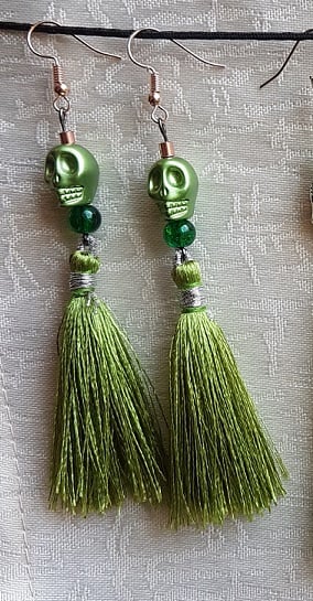 Green tassel Skull Earrings
