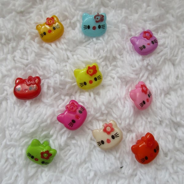 100  Assorted Cat Face Buttons