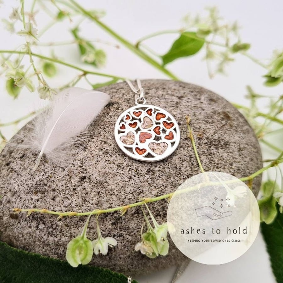 Memorial jewelry to hold ashes hotsell