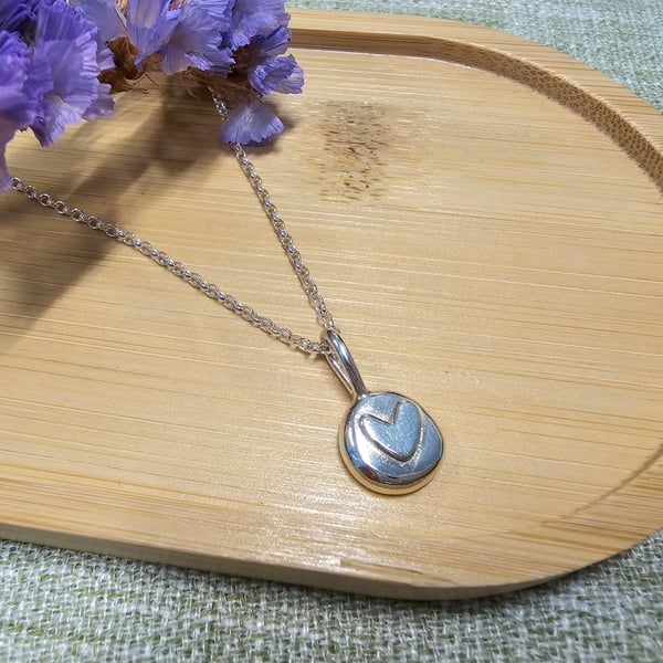 Sterling silver pebble heart pendant 