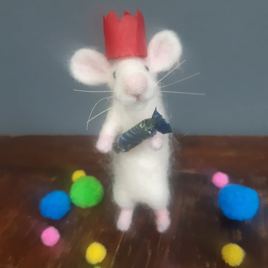 Mouse with cracker, Needle felted Christmas mouse