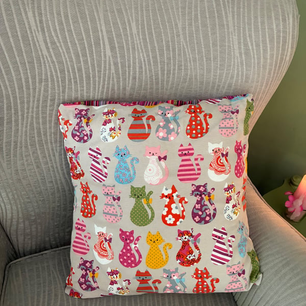 Cat lovers cushion cover