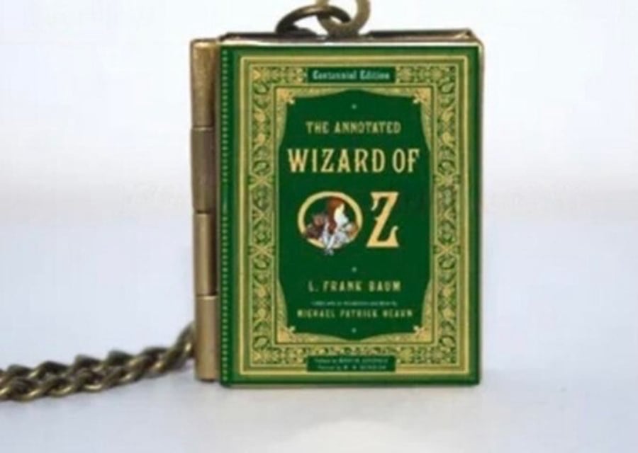 The Wizard of the Oz Locket Keyring
