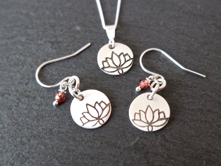 Louts Flower Garnet Silver Set Earring and Necklace - Sterling Silver Gemstone
